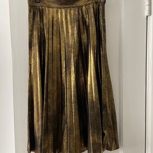 Zara foil print bronze  pleated skirt